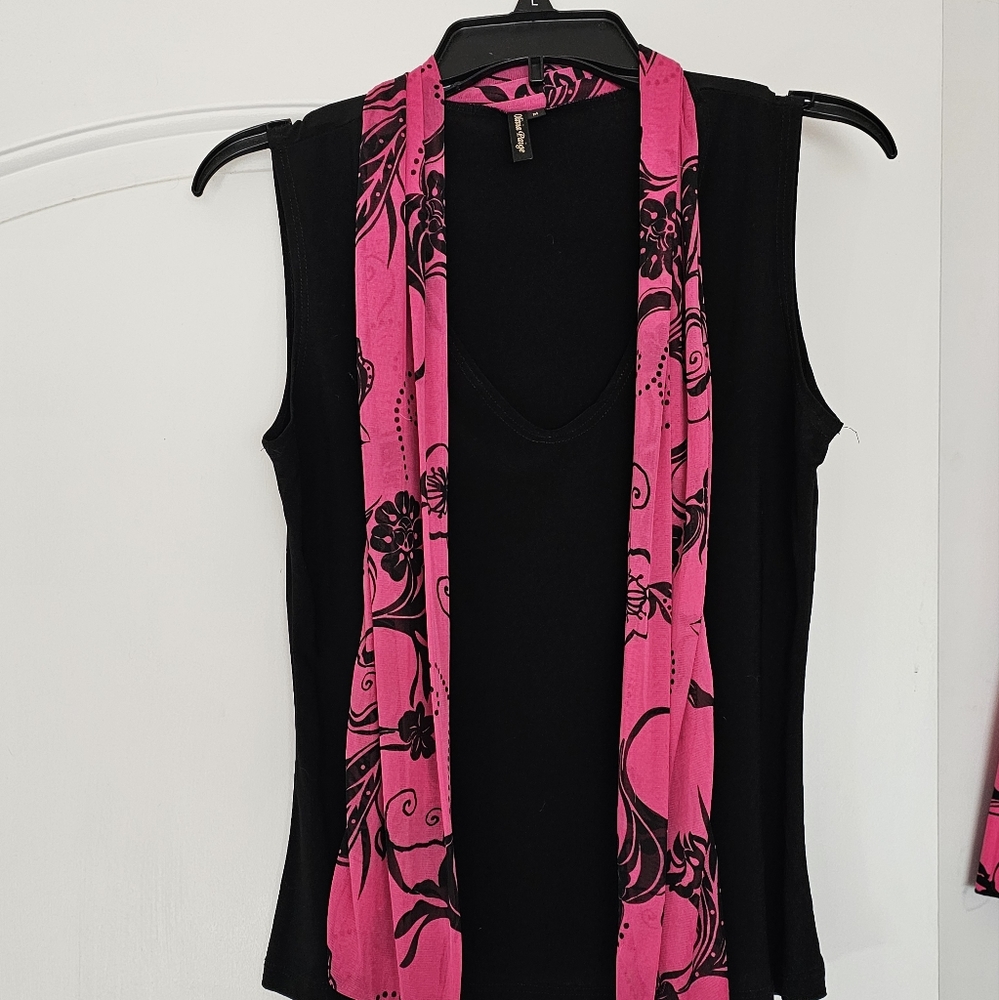 Black/pink M blouse